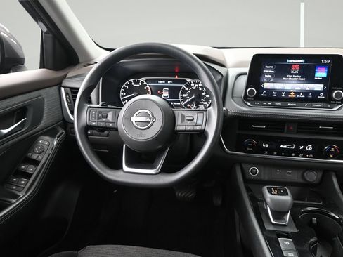 Certified 2023 Nissan Rogue SV AWD/4WD image 12