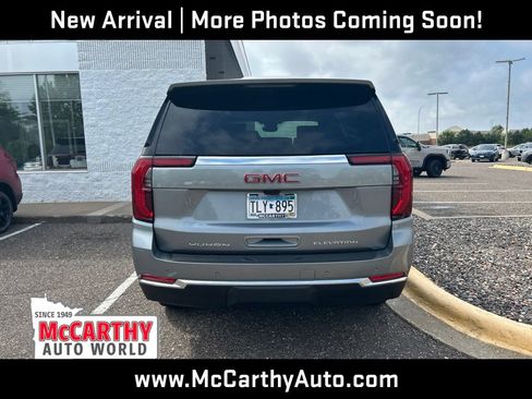 Used 2026 GMC Yukon Elevation w/ Elevation Premium Package AWD/4WD image 6