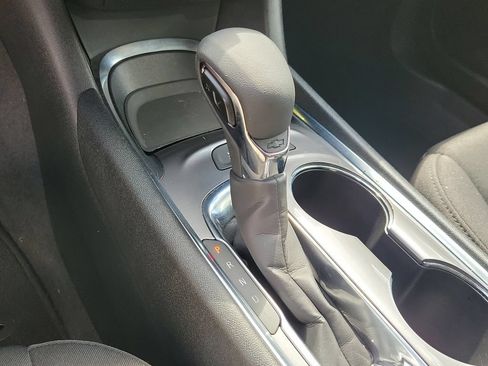 Used 2025 Chevrolet Malibu LT FWD image 33