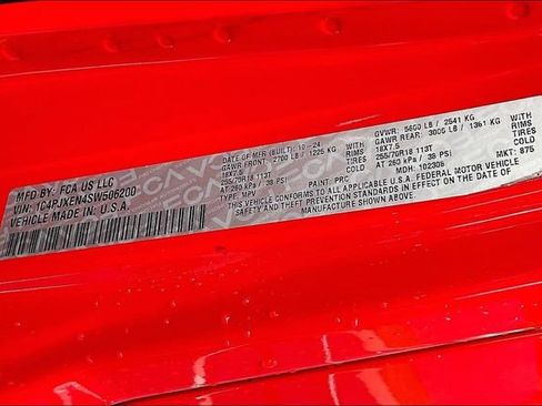 Used 2025 Jeep Wrangler Unlimited Sahara AWD/4WD image 36