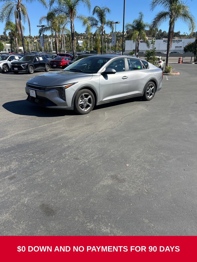 Used 2025 Kia K4 FWD image 1