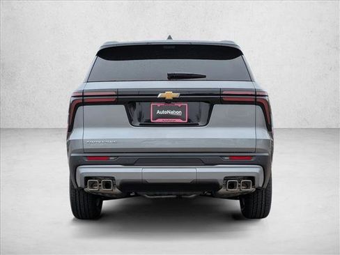 New 2026 Chevrolet Traverse LT w/ Driver Confidence Package image 6