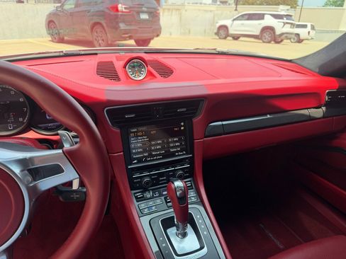 Used 2015 Porsche 911 Turbo S w/ High-end Infotainment Package AWD/4WD image 16