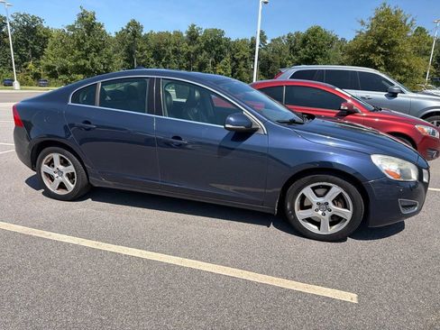 Used 2012 Volvo S60 T5 FWD image 4
