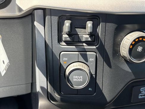 Used 2023 Ford F150 XLT w/ Trailer Tow Package image 19