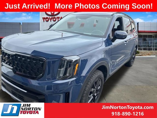 Used 2025 Kia Telluride SX Prestige X-Pro AWD/4WD image 2