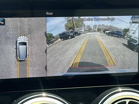 Used 2021 Mercedes-Benz GLB 250 image 28