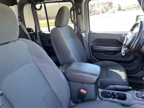 Used 2021 Jeep Gladiator Willys image 18
