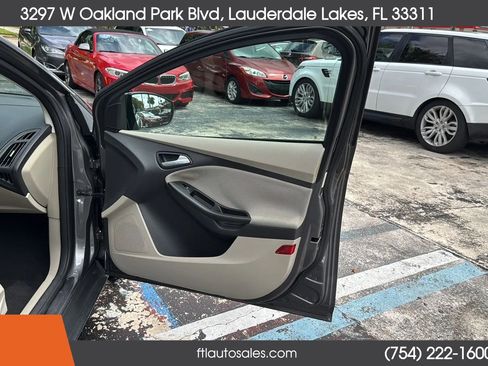 Used 2014 Ford Focus SE image 39