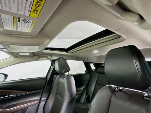 Used 2022 MAZDA CX-30 AWD 2.5 S w/ Premium Package image 25