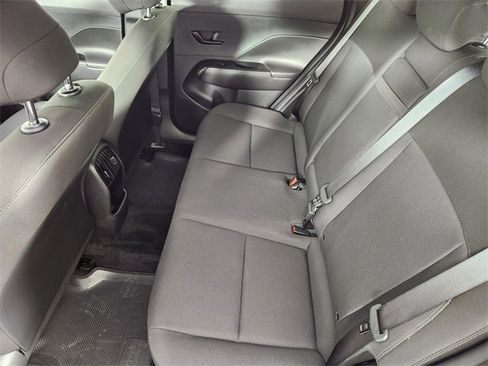 Certified 2025 Hyundai Kona SEL image 12