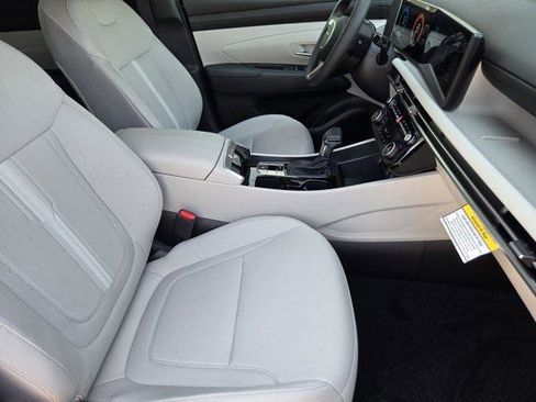 New 2026 Hyundai Tucson SEL image 9