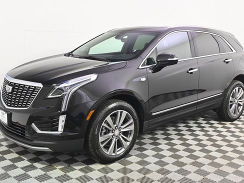 New 2025 Cadillac XT5 Premium Luxury w/ Technology Package image 2