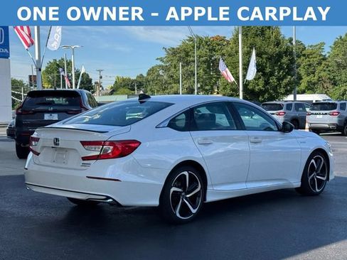 Used 2022 Honda Accord Sport image 3