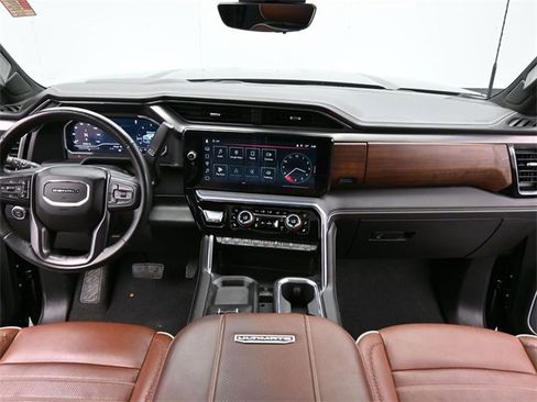 Certified 2025 GMC Sierra 2500 Denali Ultimate image 12