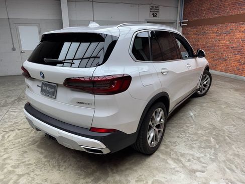 Used 2022 BMW X5 xDrive40i w/ Premium Package AWD/4WD image 5