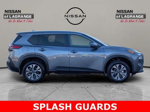 Certified 2023 Nissan Rogue SV image 4