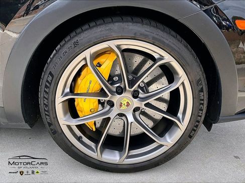 Used 2022 Porsche Cayenne Turbo GT image 35