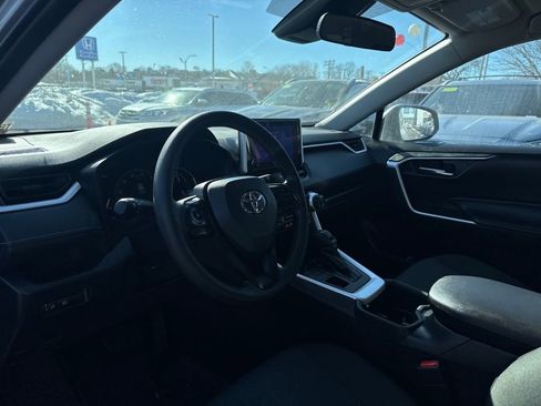 Used 2025 Toyota RAV4 XLE image 13