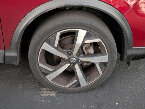 Used 2020 Nissan Rogue Sport SL w/ Premium Package image 4