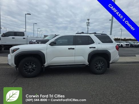Used 2025 Toyota 4Runner SR5 image 7