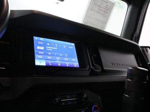 Used 2022 Ford Bronco Badlands image 16