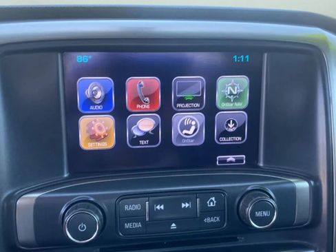 Used 2017 Chevrolet Silverado 1500 LT AWD/4WD image 18