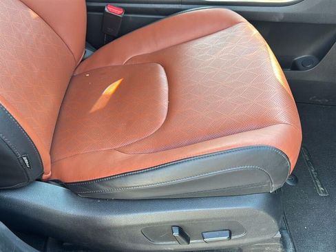 Used 2024 Kia Carnival SX FWD image 15