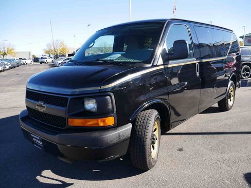 Used 2013 Chevrolet Express 1500 LS image 3