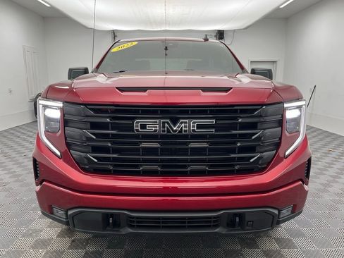 Used 2022 GMC Sierra 1500 Elevation image 13