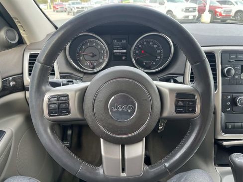 Used 2012 Jeep Grand Cherokee Laredo image 14