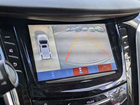 Used 2020 Cadillac Escalade Luxury image 23