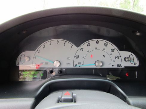 Used 2002 Ford Thunderbird RWD image 23