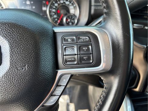 Used 2022 RAM 2500 Laramie w/ Safety Group B image 29