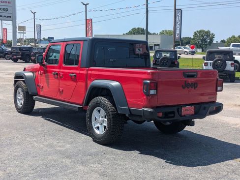 Used 2020 Jeep Gladiator Sport w/ Quick Order Package 24S AWD/4WD image 5