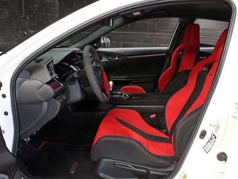 Used 2020 Honda Civic Type R image 42