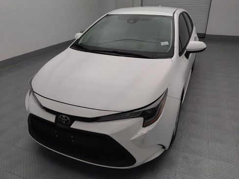 Used 2022 Toyota Corolla LE image 15
