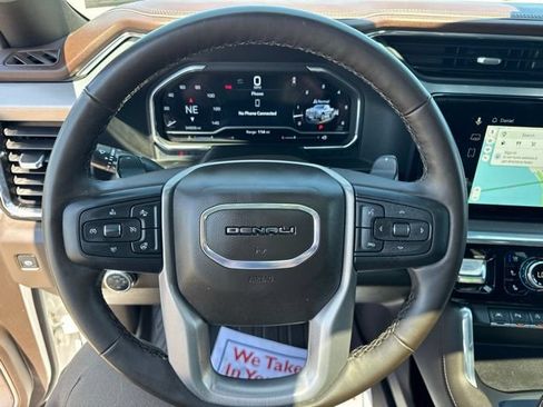 Used 2025 GMC Sierra 1500 Denali w/ Denali Reserve Package AWD/4WD image 16