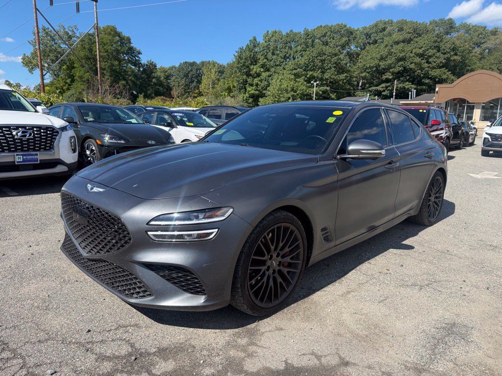 Used 2022 Genesis G70 3.3T Launch Edition RWD image 2