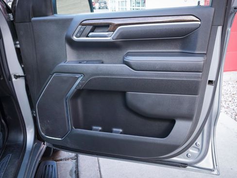 Used 2023 GMC Sierra 1500 SLE image 25