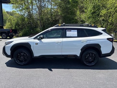 Used 2023 Subaru Outback Wilderness AWD/4WD image 9
