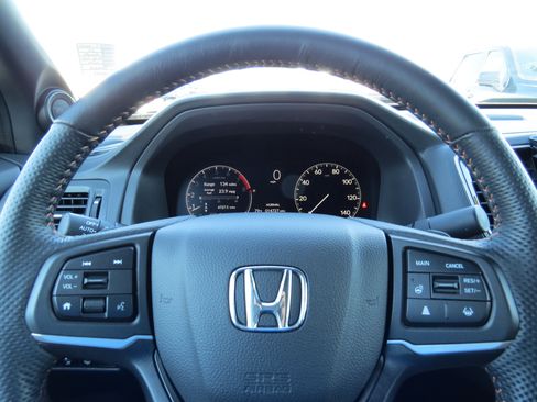 Used 2025 Honda Ridgeline TrailSport image 20
