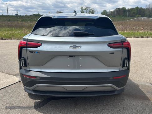 Used 2024 Chevrolet Blazer EV AWD Police image 4