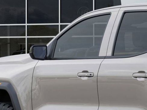New 2026 GMC Canyon Elevation w/ Convenience Package RWD image 12