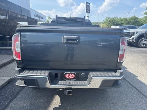 Used 2016 GMC Canyon SLE w/ SLE Convenience Package image 8