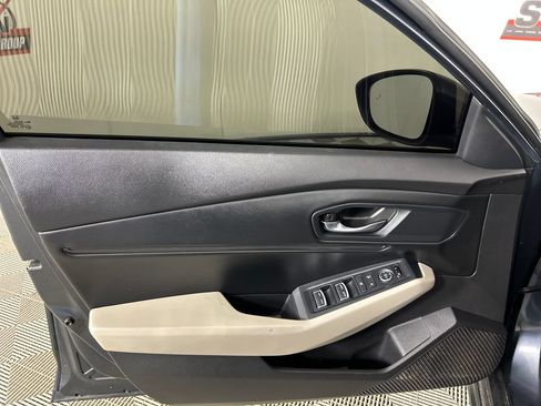 Used 2024 Honda Accord EX image 10