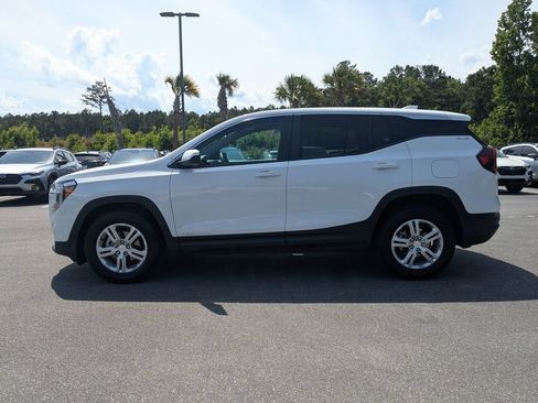 Used 2024 GMC Terrain SLE FWD image 7