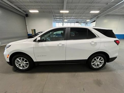 Used 2024 Chevrolet Equinox LT AWD/4WD image 6