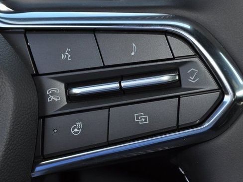 New 2025 Chevrolet Silverado EV LT image 18