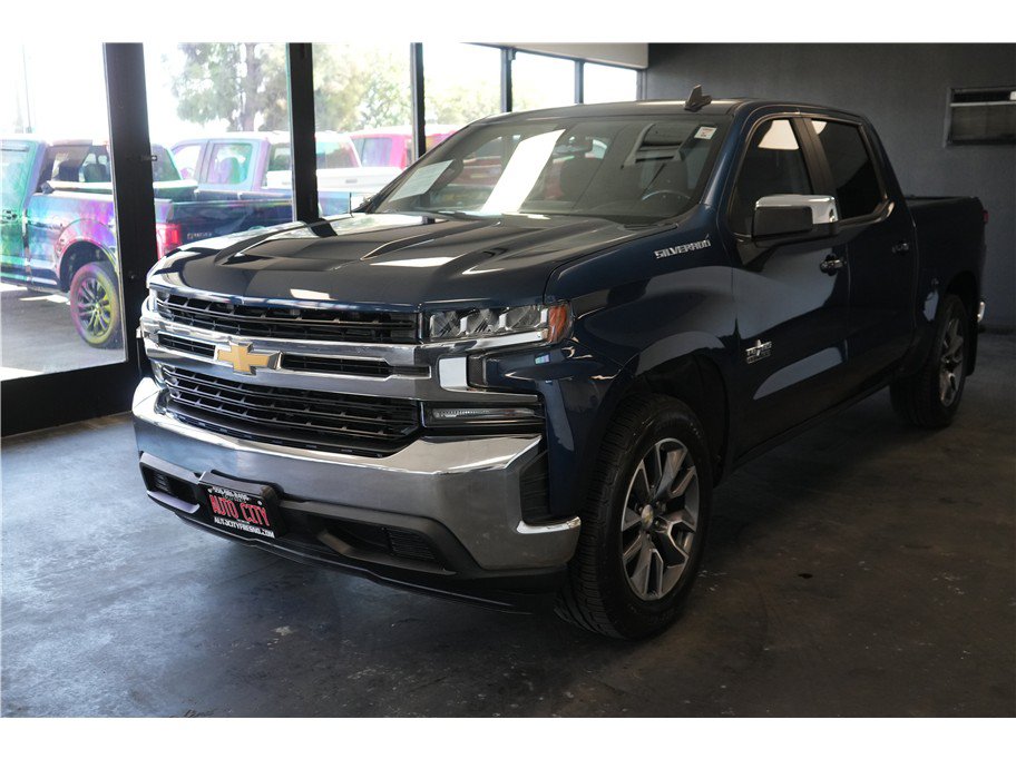 Used 2020 Chevrolet Silverado 1500 LT w/ Texas Edition RWD image 3